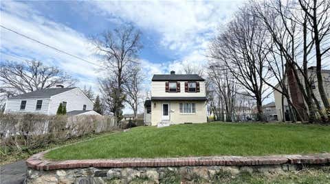 Condo For Sale - 40 Greenvale Circle<br/> White Plains, NY 10607