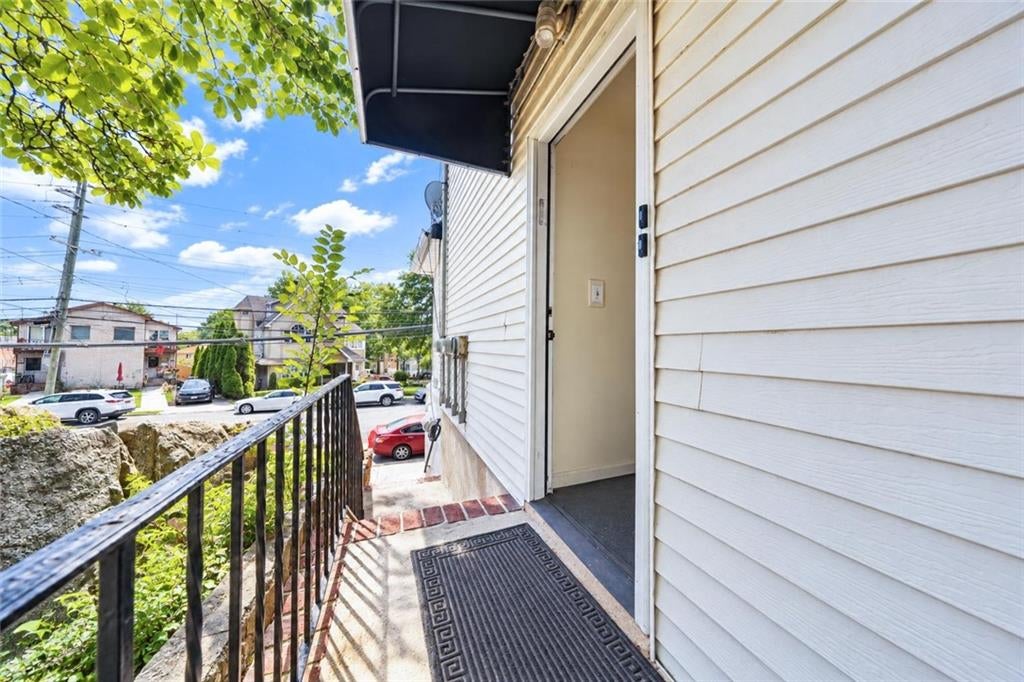 Photo of 1299 Richmond Road, Staten Island, NY 10304 (MLS # 504682)