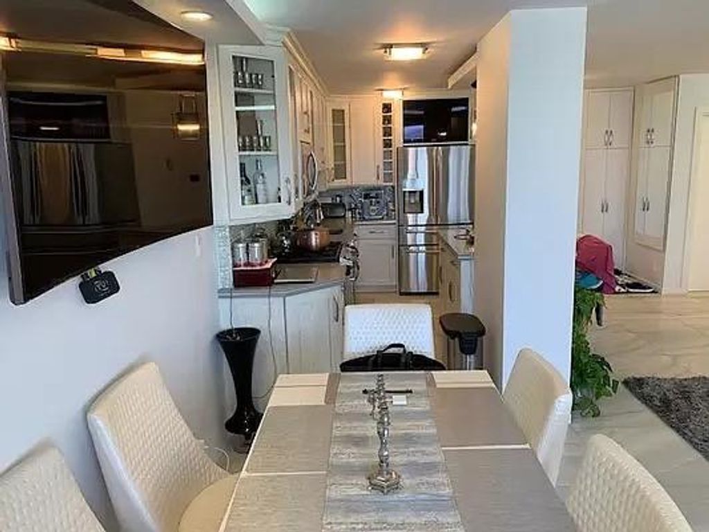 Photo of 601 Surf Ave Avenue #8G, Brooklyn, NY 11224 (MLS # 500206)