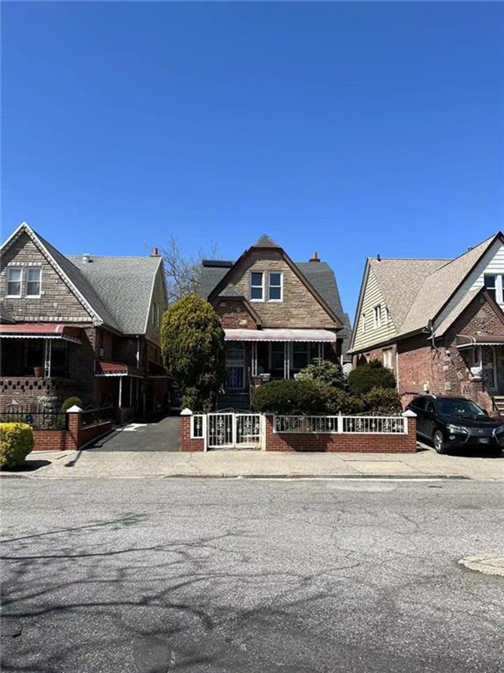 Photo of 4577 Kings Highway, Brooklyn, NY 11234 (MLS # 461097)