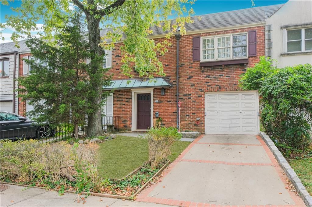 Photo of 66 Jules Drive, Staten Island, NY 10314 (MLS # 496690)