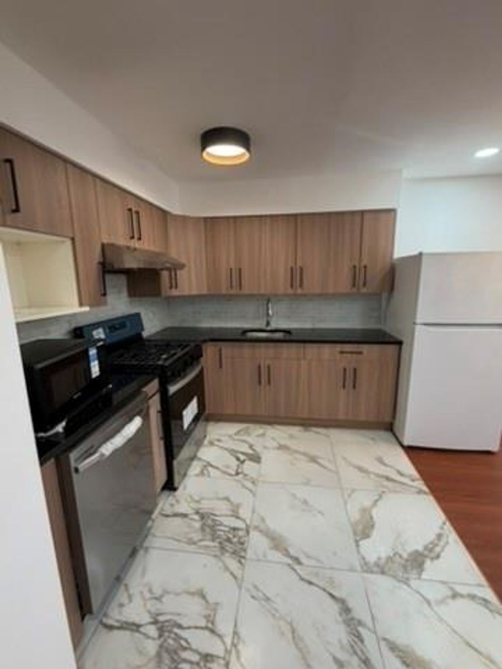 Photo of 56 Whitaker Place #3, Staten Island, NY 10304 (MLS # 501263)