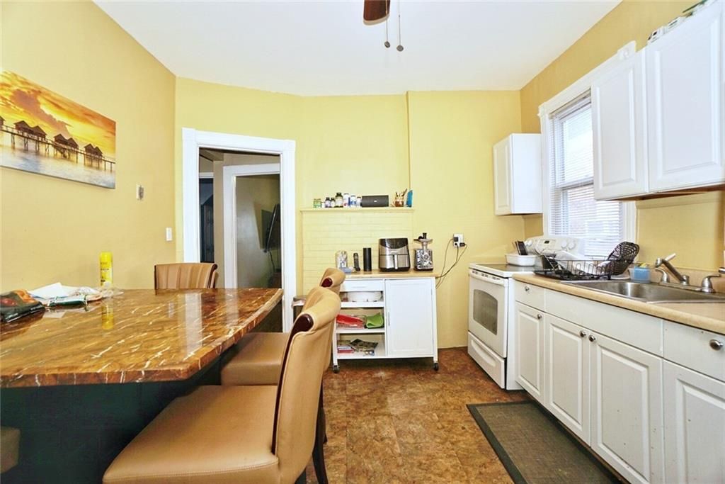 Photo of 7355 Amboy Road, Staten Island, NY 10307 (MLS # 499181)