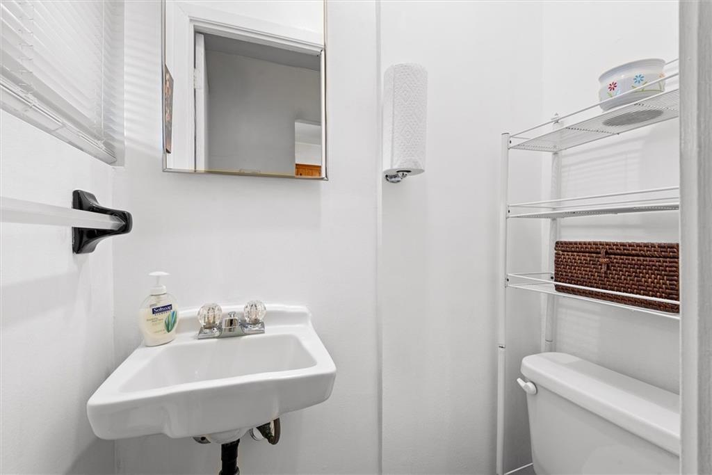 1311 Dumont Avenue, Brooklyn, New York image 14