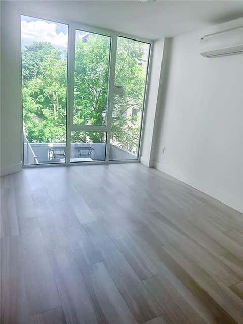 Condo For Rent - 733 Ocean Parkway #3D<br/> Kings County, Brooklyn, NY 11230