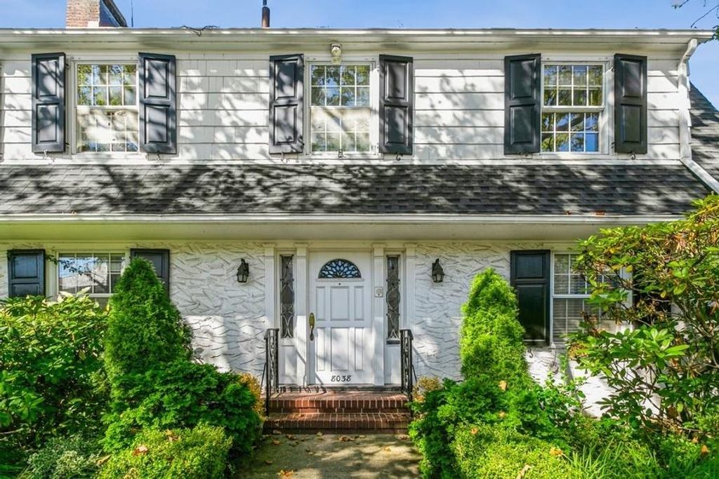 Photo of 8038 Harbor View Terrace, Brooklyn, NY 11209 (MLS # 496067)