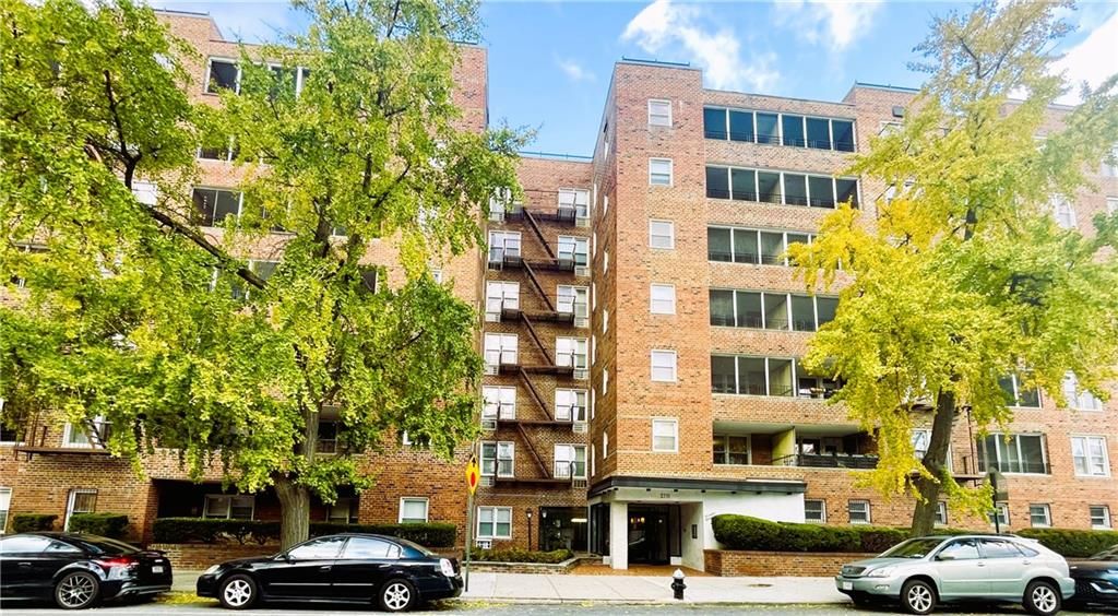 Photo of 2711 Avenue X #6J, Brooklyn, NY 11235 (MLS # 497369)