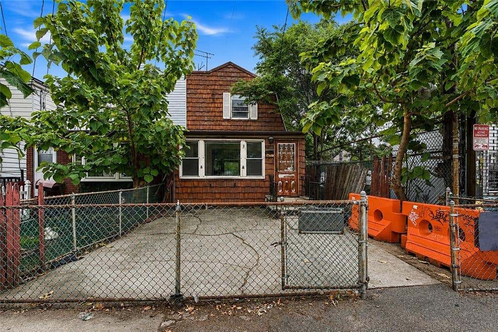Photo of 2221 Utica Avenue, Brooklyn, NY 11234 (MLS # 503037)
