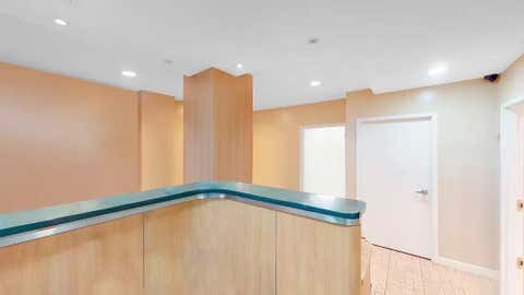 Apartment For Sale - 702 Ocean Parkway #1B<br/> Brooklyn, NY 11230