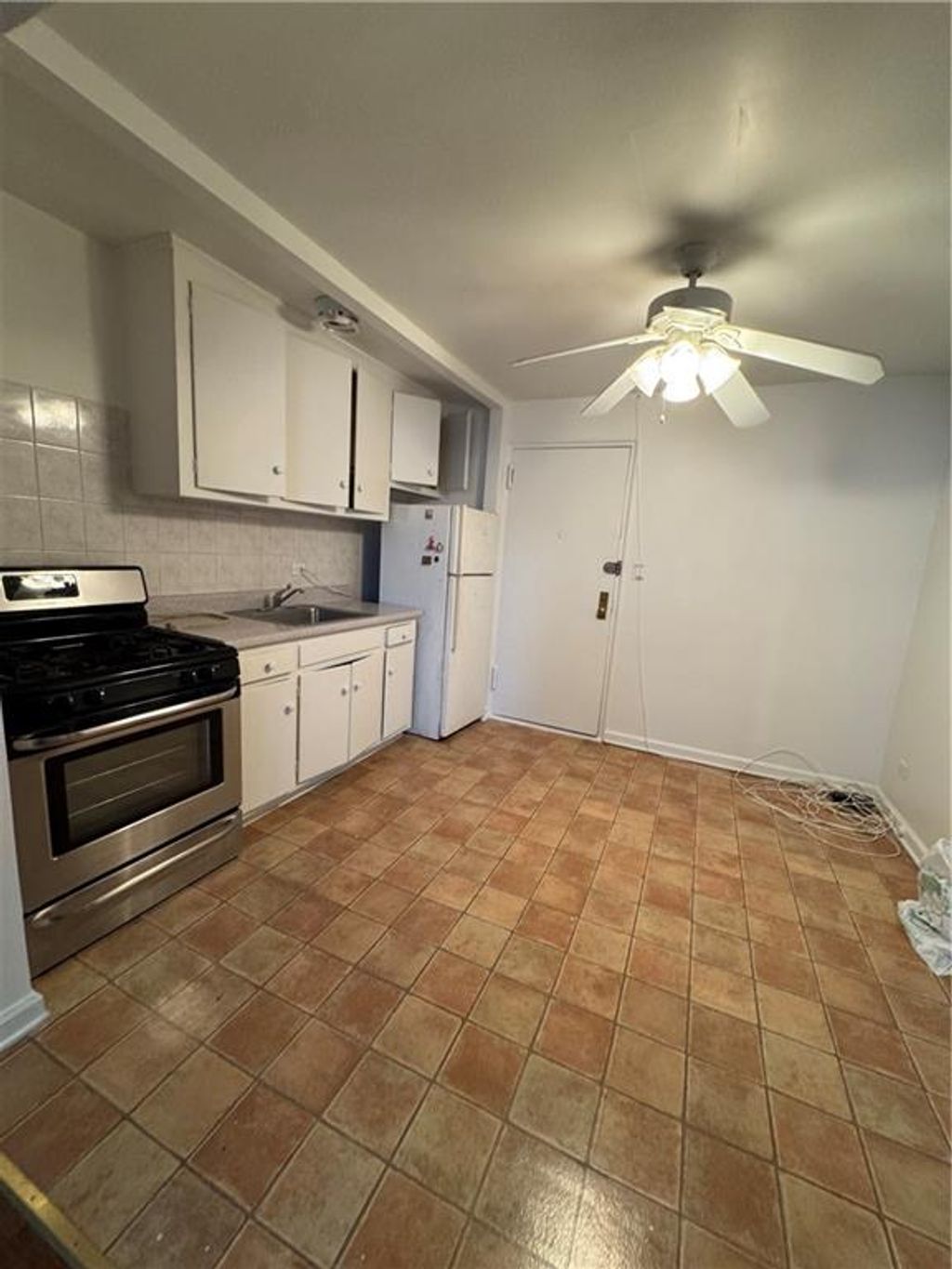 Photo of 2626 Homecrest Avenue #7K, Brooklyn, NY 11235 (MLS # 497876)