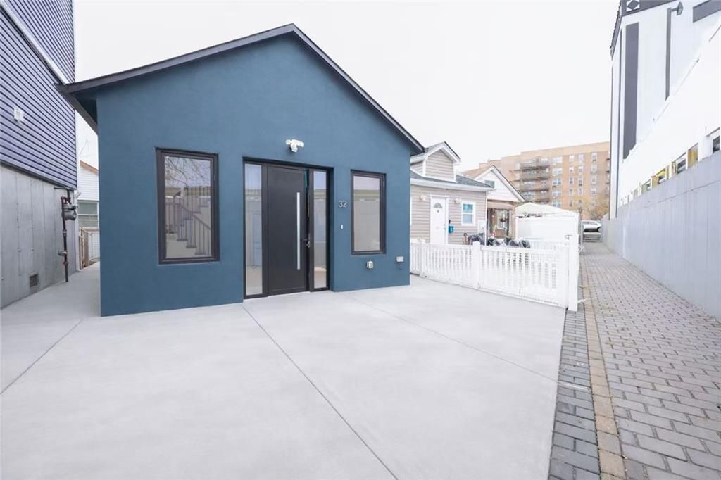 Photo of 32 Lincoln Terrace, Brooklyn, NY 11235 (MLS # 498287)