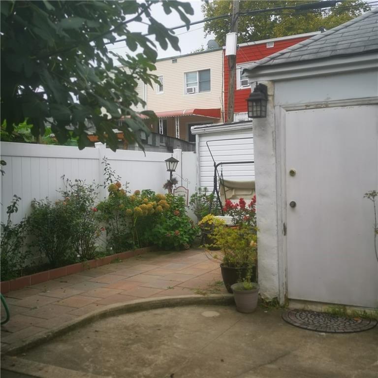 2070 Ford Street, Brooklyn, New York image 13