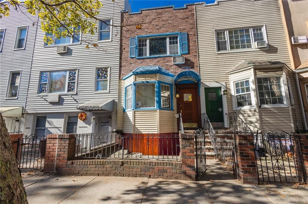Photo of 231 Monitor Street, Brooklyn, NY 11222 (MLS # 496920)