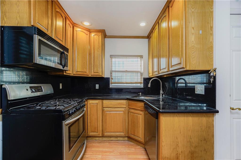2037 9th Street, Brooklyn, New York image 3