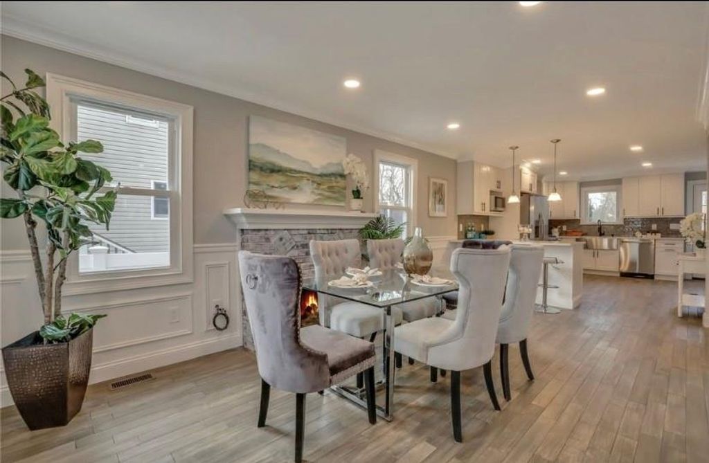 Photo of 498 famers Avenue, Bellmore, NY 11710 (MLS # 499640)