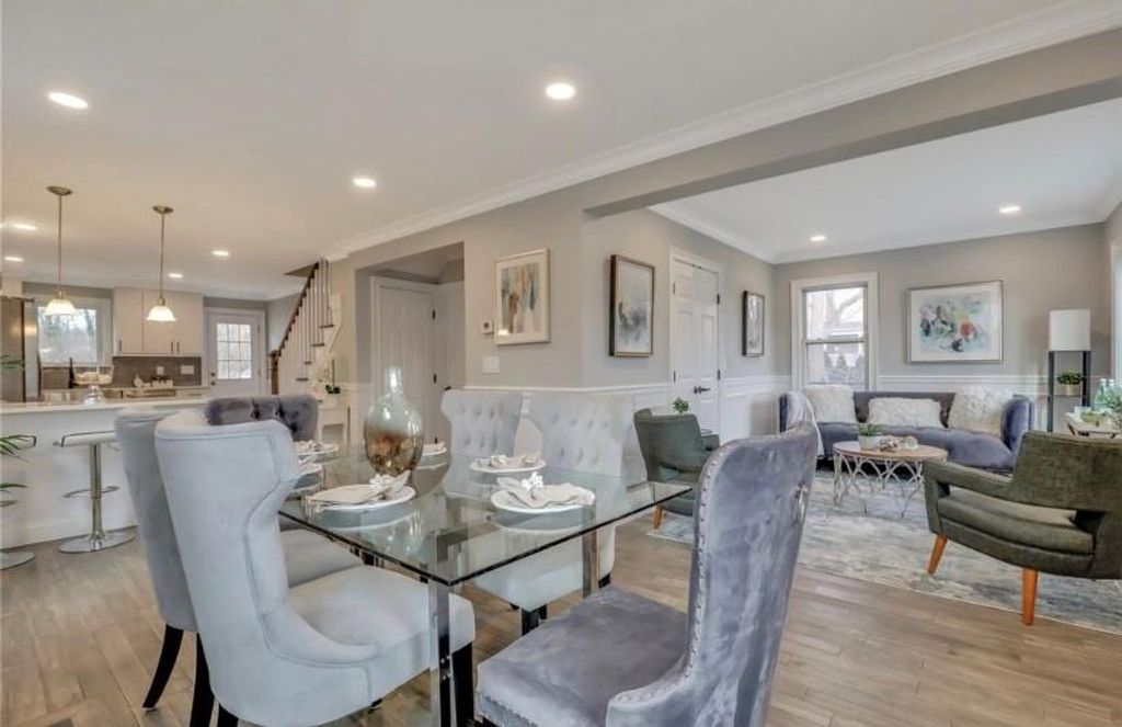 Photo of 498 famers Avenue, Bellmore, NY 11710 (MLS # 499640)