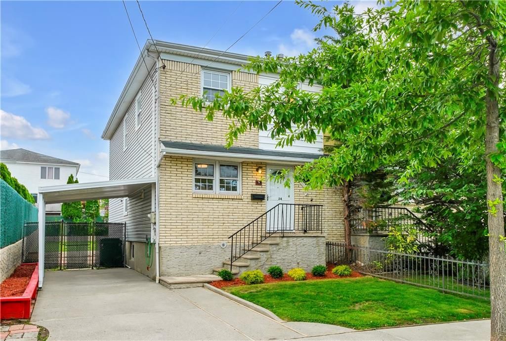 Photo of 24 Park Street, Staten Island, NY 10306 (MLS # 502495)