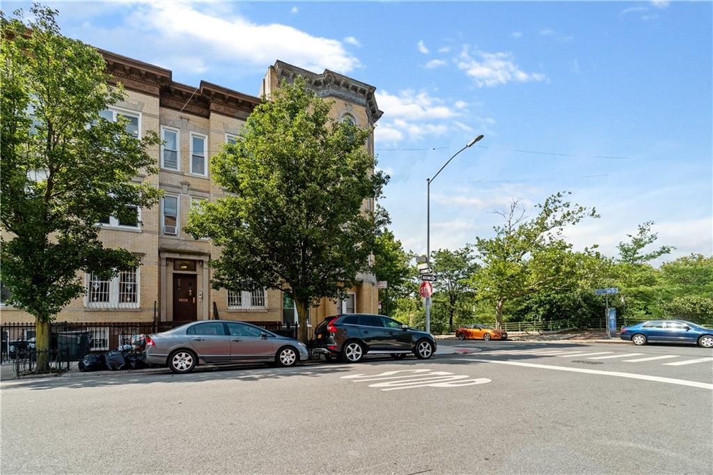 Photo of 1902 8th Avenue, Brooklyn, NY 11215 (MLS # 464550)