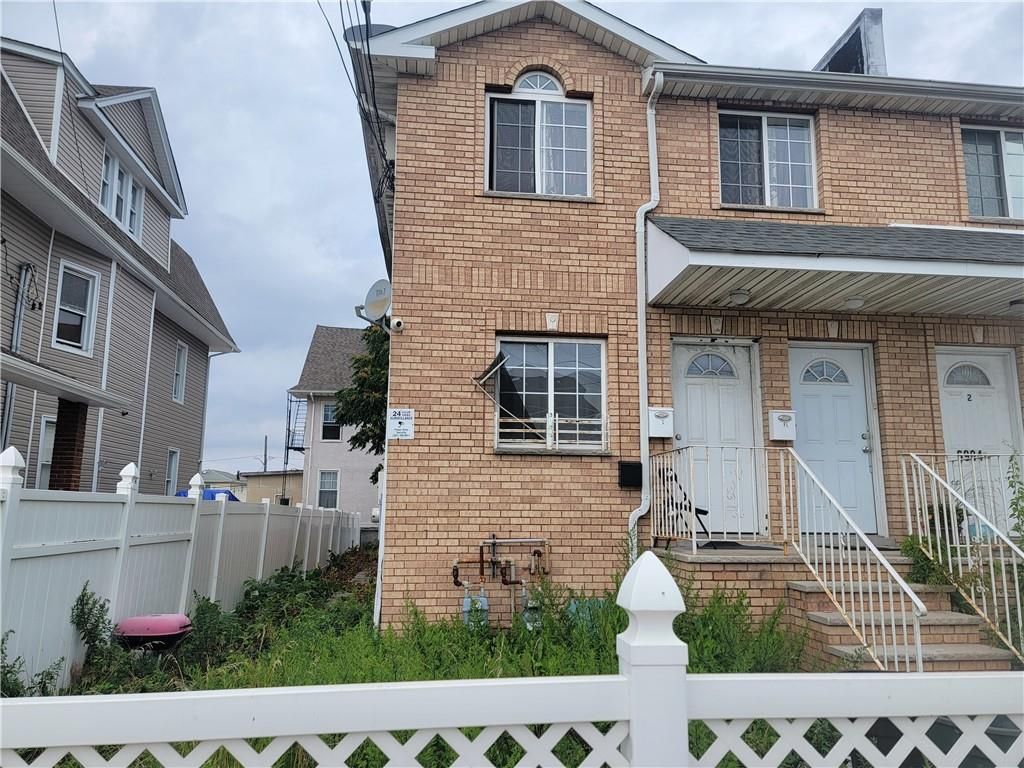 Photo of 6906 Beach Channel Drive, Arverne, NY 11692 (MLS # 497745)
