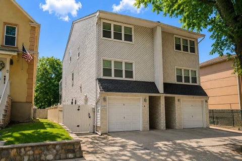 Multifamily For Sale - 11 Remsen Street<br/> Staten  Island, NY 10304