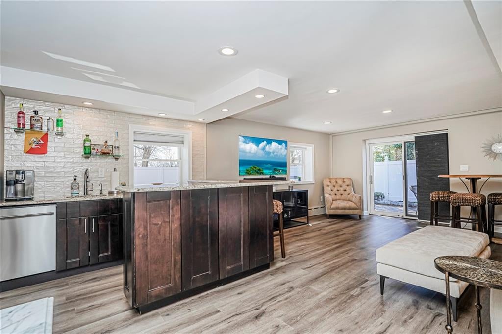 24 Pickersgill Ave, Staten Island, NY, 10305, USA, 4 Bedrooms Bedrooms, ,3 BathroomsBathrooms,Residential,Pending,24 Pickersgill Ave,499979