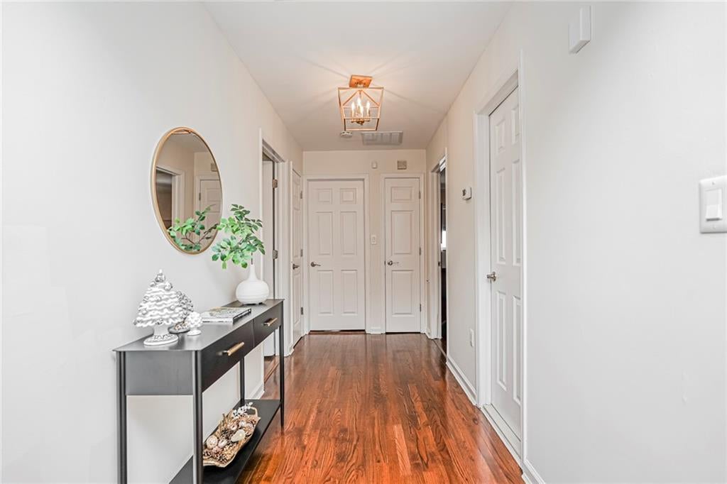 24 Pickersgill Ave, Staten Island, NY, 10305, USA, 4 Bedrooms Bedrooms, ,3 BathroomsBathrooms,Residential,Pending,24 Pickersgill Ave,499979