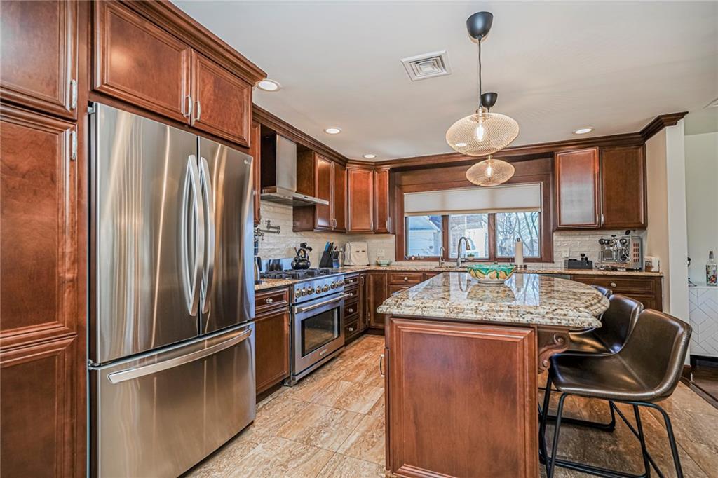 24 Pickersgill Ave, Staten Island, NY, 10305, USA, 4 Bedrooms Bedrooms, ,3 BathroomsBathrooms,Residential,Pending,24 Pickersgill Ave,499979