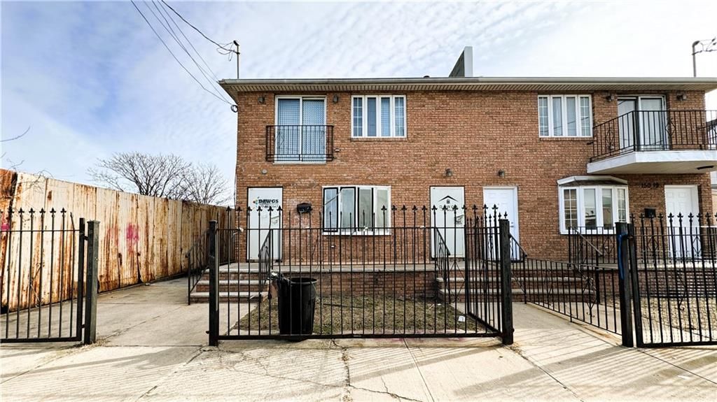 Photo of 150-17 125th Street, Queens, NY 11420 (MLS # 498866)