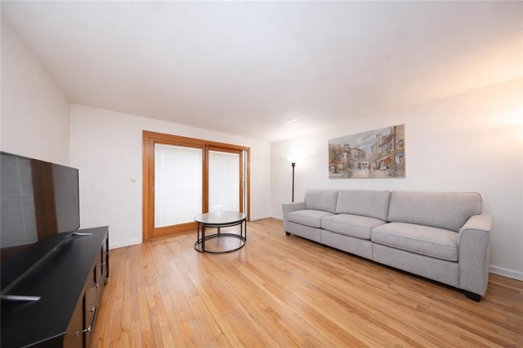 Photo of 276 Elverton Avenue, Staten Island, NY 10308 (MLS # 500599)