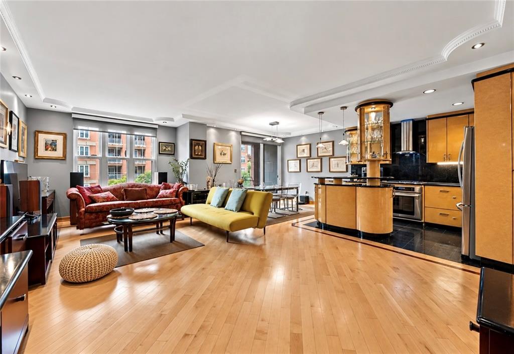 Photo of 100 Oceana Drive #3F, Brooklyn, NY 11235 (MLS # 504537)