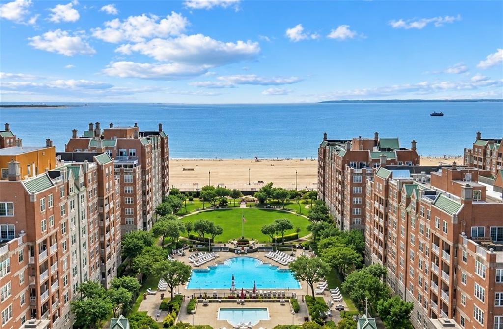 Photo of 100 Oceana Drive #3F, Brooklyn, NY 11235 (MLS # 504537)