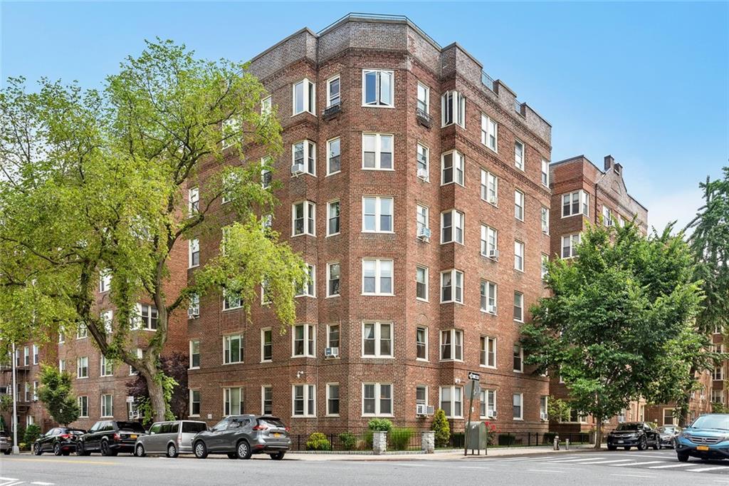 9281 Shore Road #605, Brooklyn, New York image 14