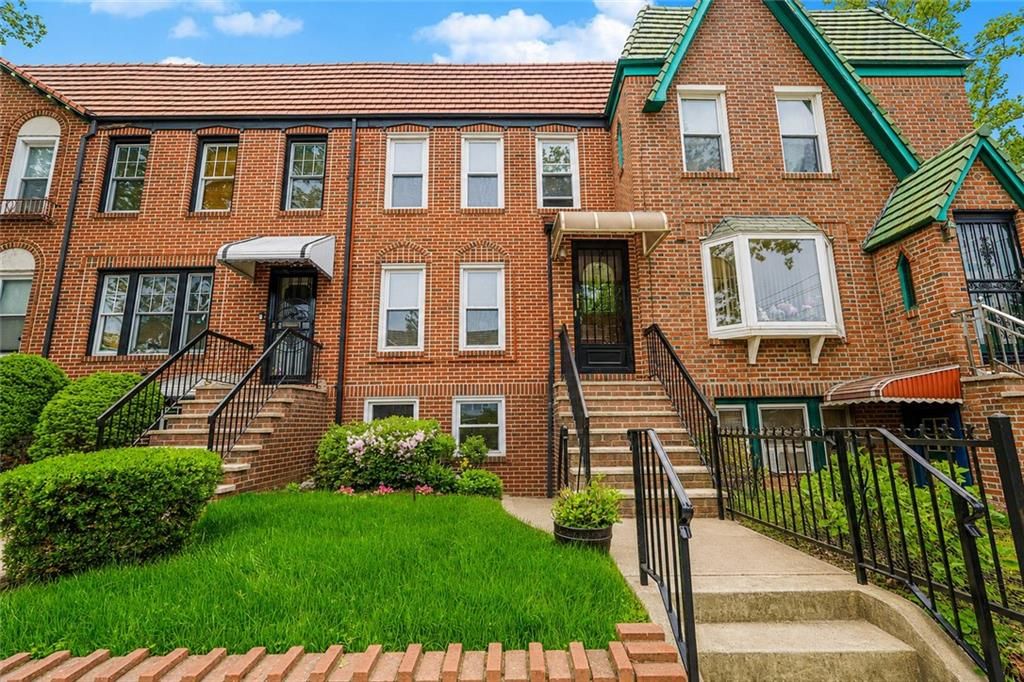 Photo of 1993 29th Street, Brooklyn, NY 11229 (MLS # 501365)