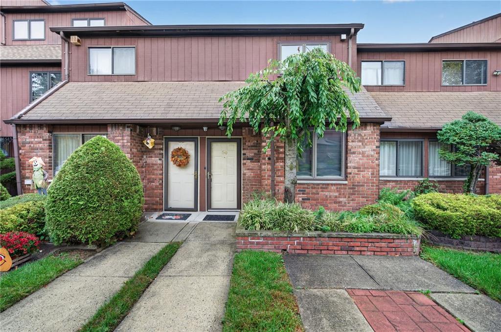 Photo of 59 Stonegate Drive #1, Staten Island, NY 10304 (MLS # 505392)