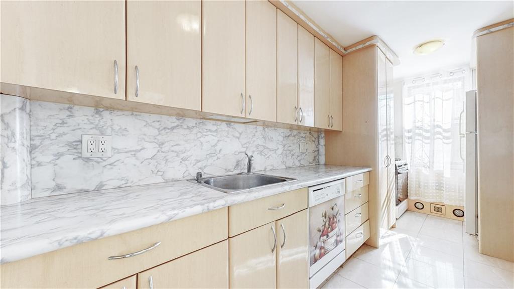 1877 East 12th Street #1G, Brooklyn, New York image 6