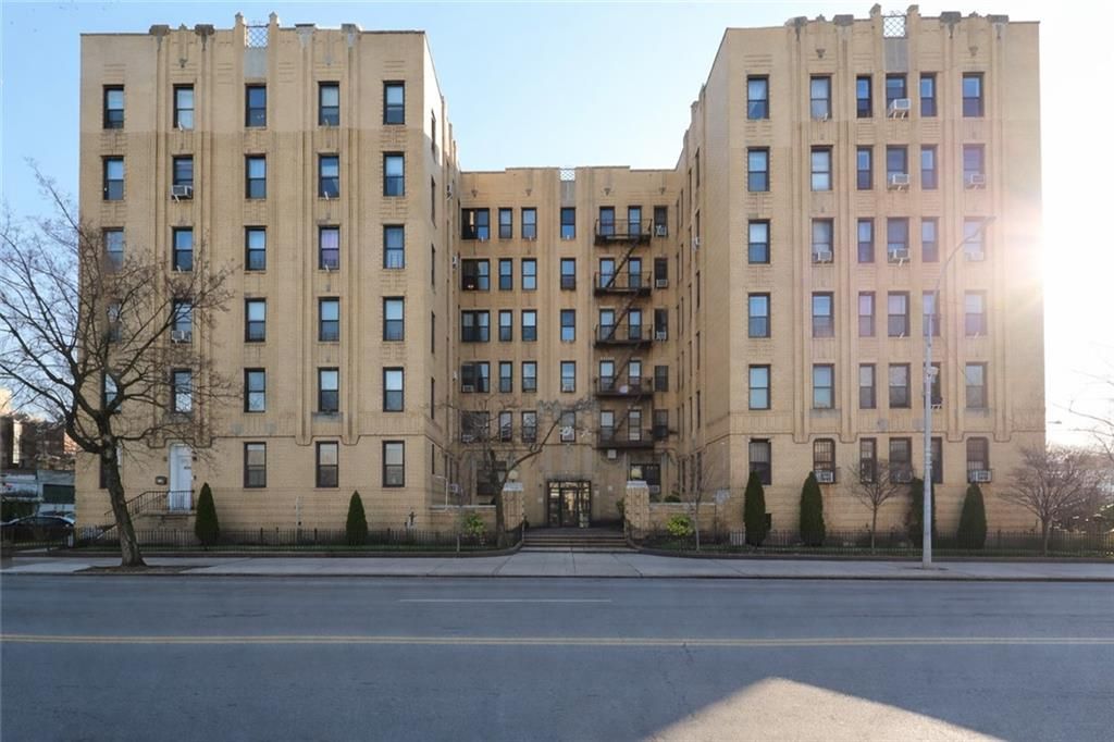 Photo of 1610 Avenue P #4A, Brooklyn, NY 11229 (MLS # 498333)