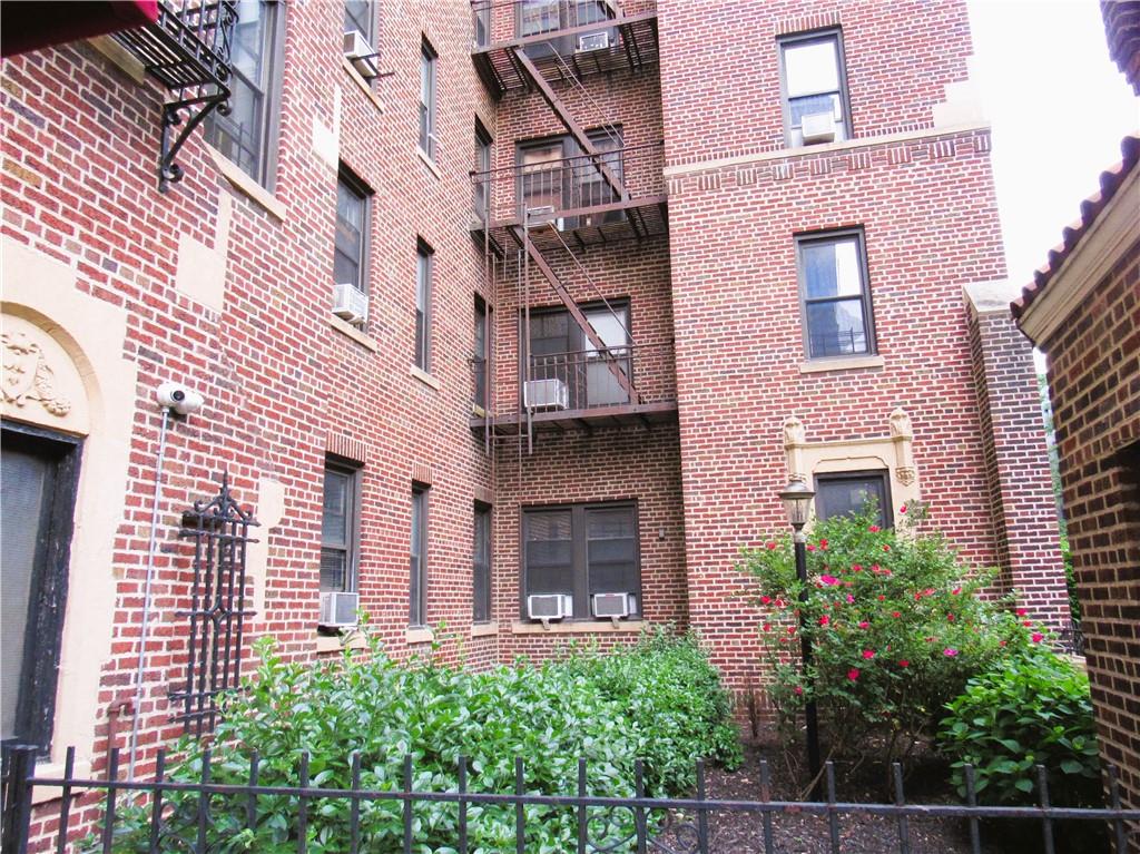 37-21 80th Street #3R, Queens, New York image 2