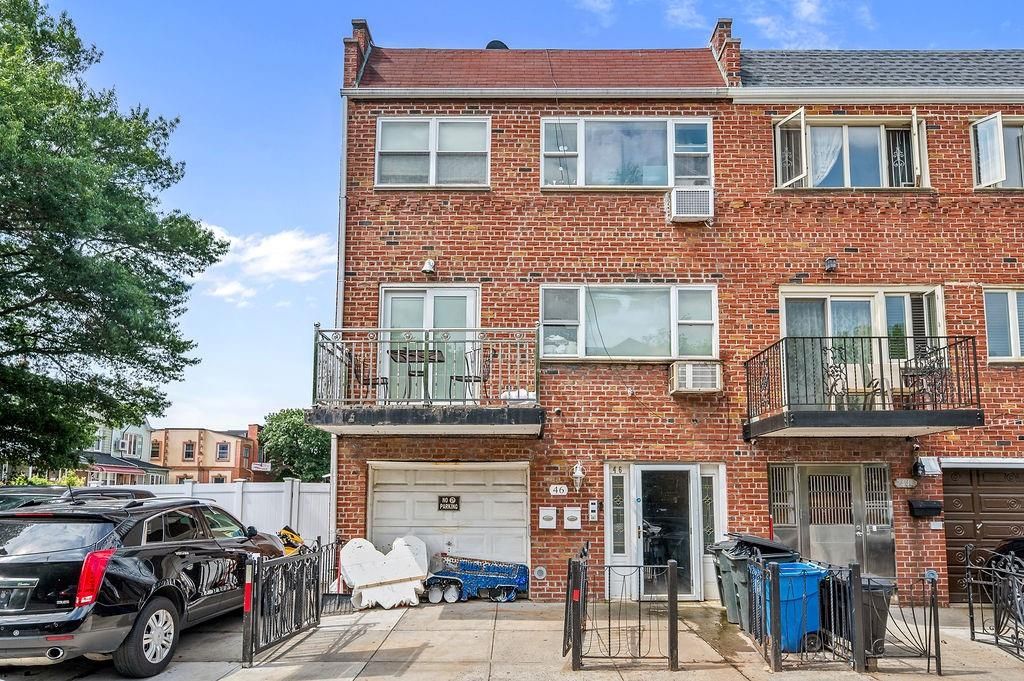 Photo of 46 Rutherford Place, Brooklyn, NY 11214 (MLS # 494212)
