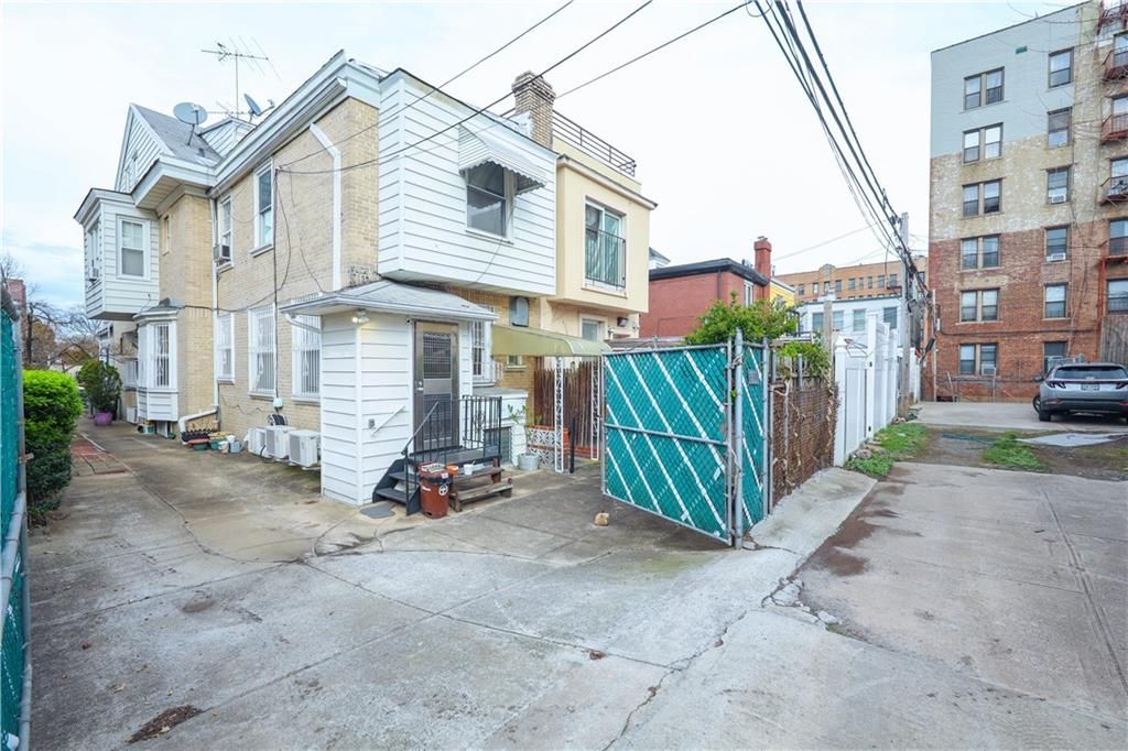 Photo of 2162 62nd Street, Brooklyn, NY 11204 (MLS # 490672)