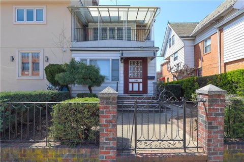 Homes For Sale - 2162 62nd Street<br/> Brooklyn, NY 11204
