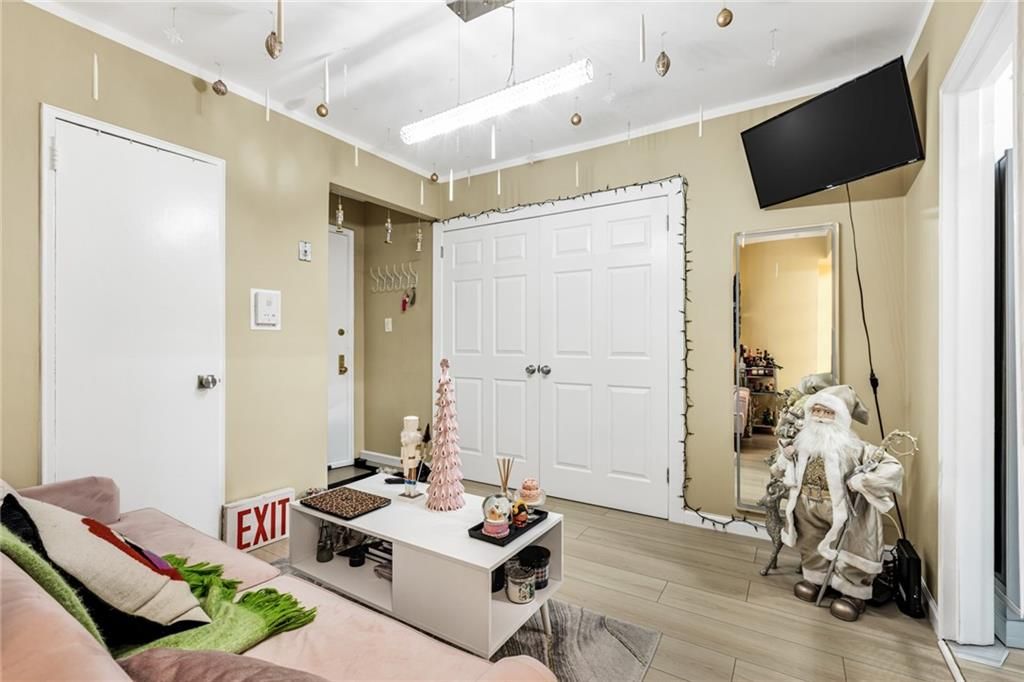 Photo of 2 End Avenue #5N, Brooklyn, NY 11235 (MLS # 497956)