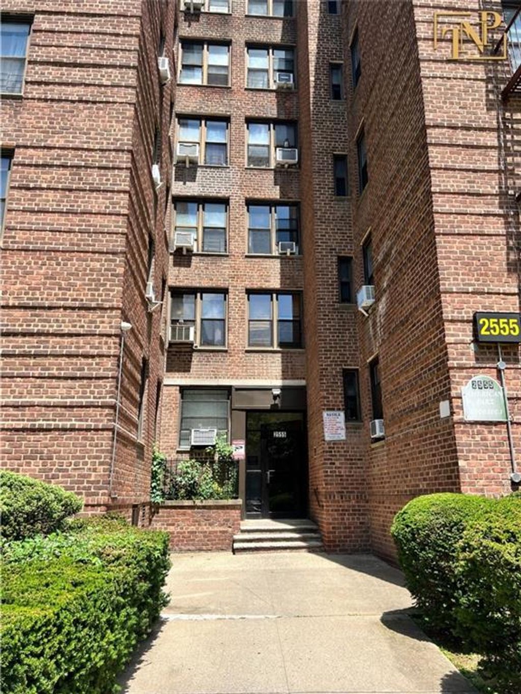 Photo of 2555 Batchelder Street #1J, Brooklyn, NY 11235 (MLS # 493763)