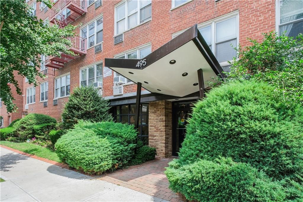 Photo of 495 7th Street #6B, Brooklyn, NY 11218 (MLS # 495038)