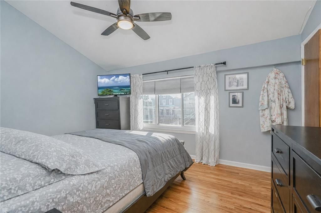 Photo of 101 Beach Street, Staten Island, NY 10304 (MLS # 498491)