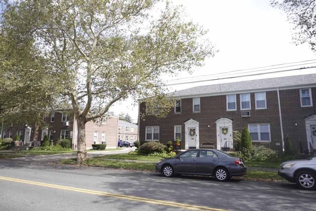 1774 East 54 Street #13B, Brooklyn, New York image 2