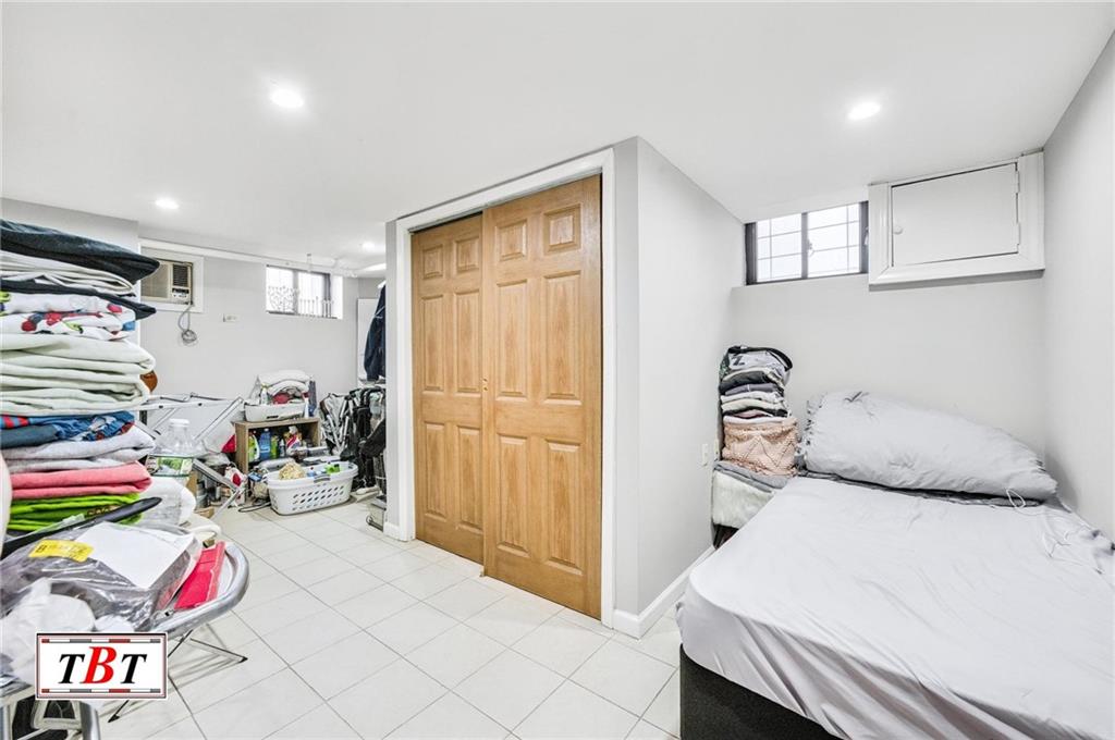 1674 Ryder Street, Brooklyn, New York image 31