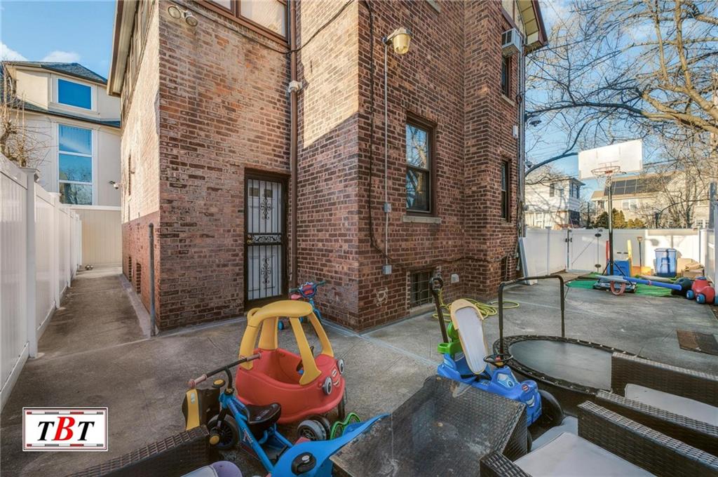 1674 Ryder Street, Brooklyn, New York image 4