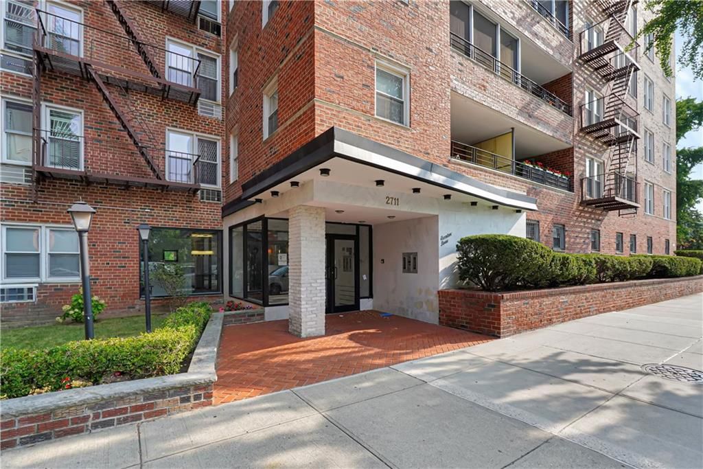 Photo of 2711 X Avenue #3K, Brooklyn, NY 11235 (MLS # 498445)