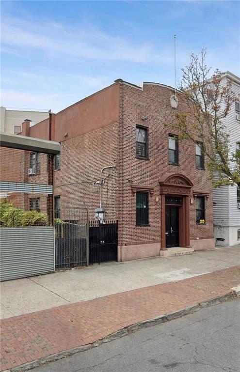Photo of 176 CANAL Street, Brooklyn, NY 10304 (MLS # 505379)