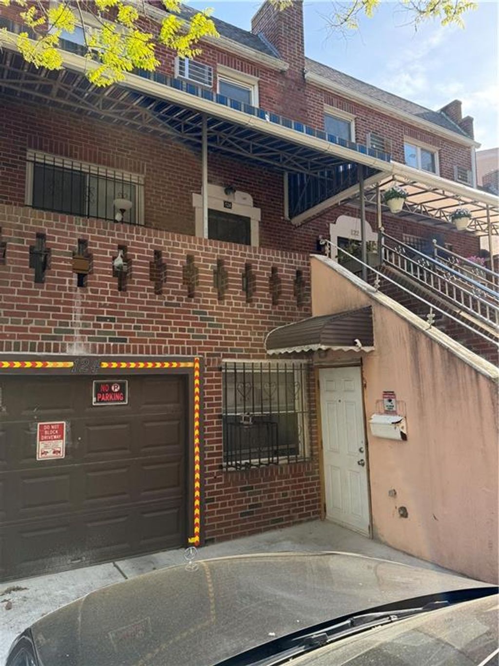 Photo of 124 Brightwater Court, Brooklyn, NY 11235 (MLS # 501220)